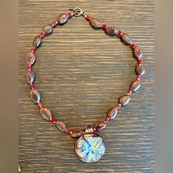 Women’s Costume Jewelry Lot 9‎ Necklaces, 1 Bracelet & 1 Brooch, Unique, Vinrage - Picture 8 of 12